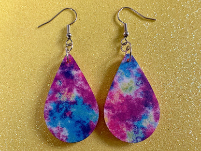 Acrylic Pour Earrings: Laser Cut Acrylic Rainbows, Colorful, Paint Splatter, Psychedelic, Magic, Pride, Art, Paint, Gifts for Her/Him/Them