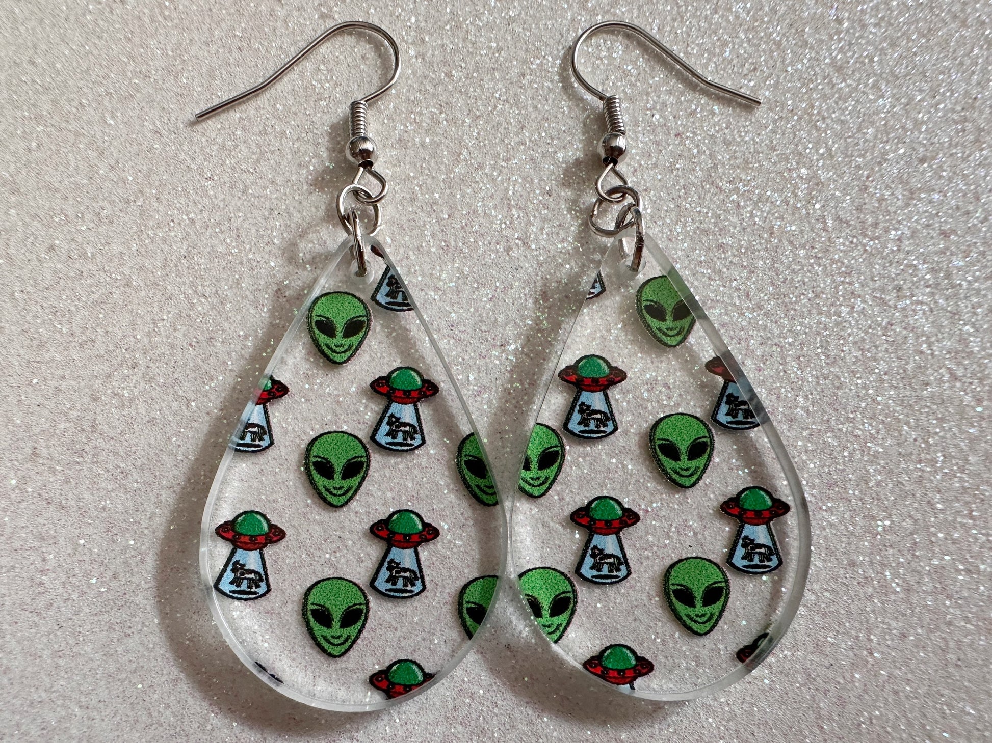 Alien Earrings: Laser Cut Acrylic Aliens, Cow Abduction, Area 51, Aliens, Extraterrestrial, Astronomy, Gag Gift, Best Gifts for Her/Him/Them
