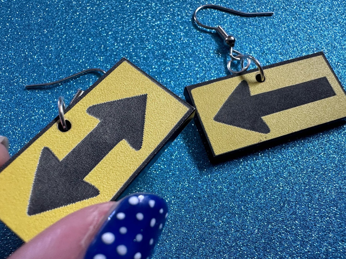 Arrow Sign Earrings: Laser Cut Acrylic Signs, Black and Arrow Signs, Arrows, Driving, Road Sign, Directions, Best Gifts for Her/Him/Them