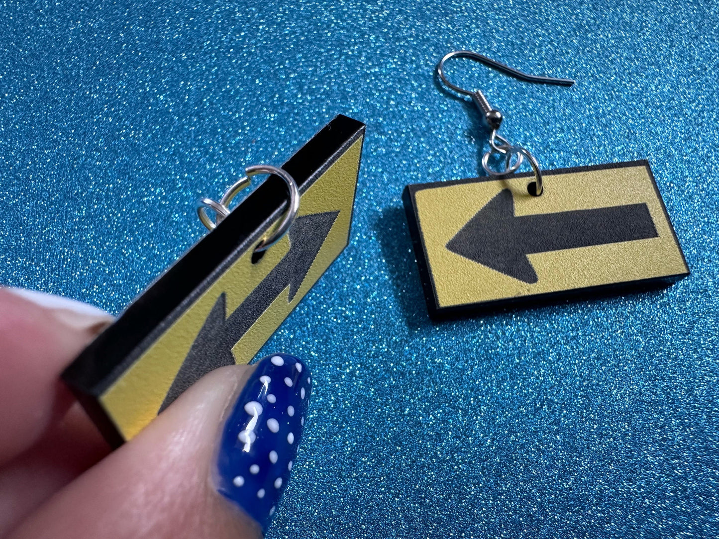 Arrow Sign Earrings: Laser Cut Acrylic Signs, Black and Arrow Signs, Arrows, Driving, Road Sign, Directions, Best Gifts for Her/Him/Them