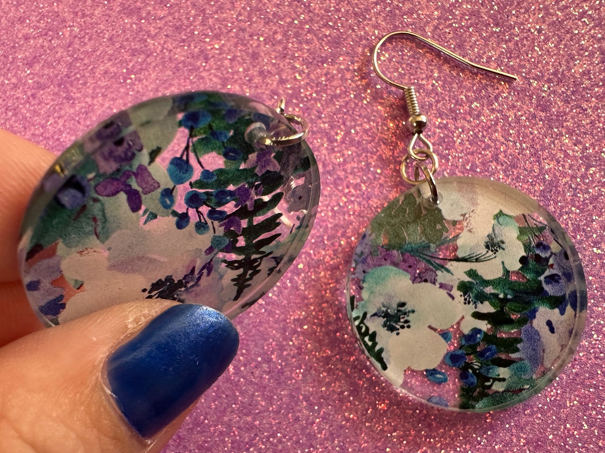 Blue & White Flower Earrings: Laser Cut Acrylic Flowers, Floral, Flowers, Plants, Bouquet, Summer Vibes, Best Gifts for Her/Him/Them