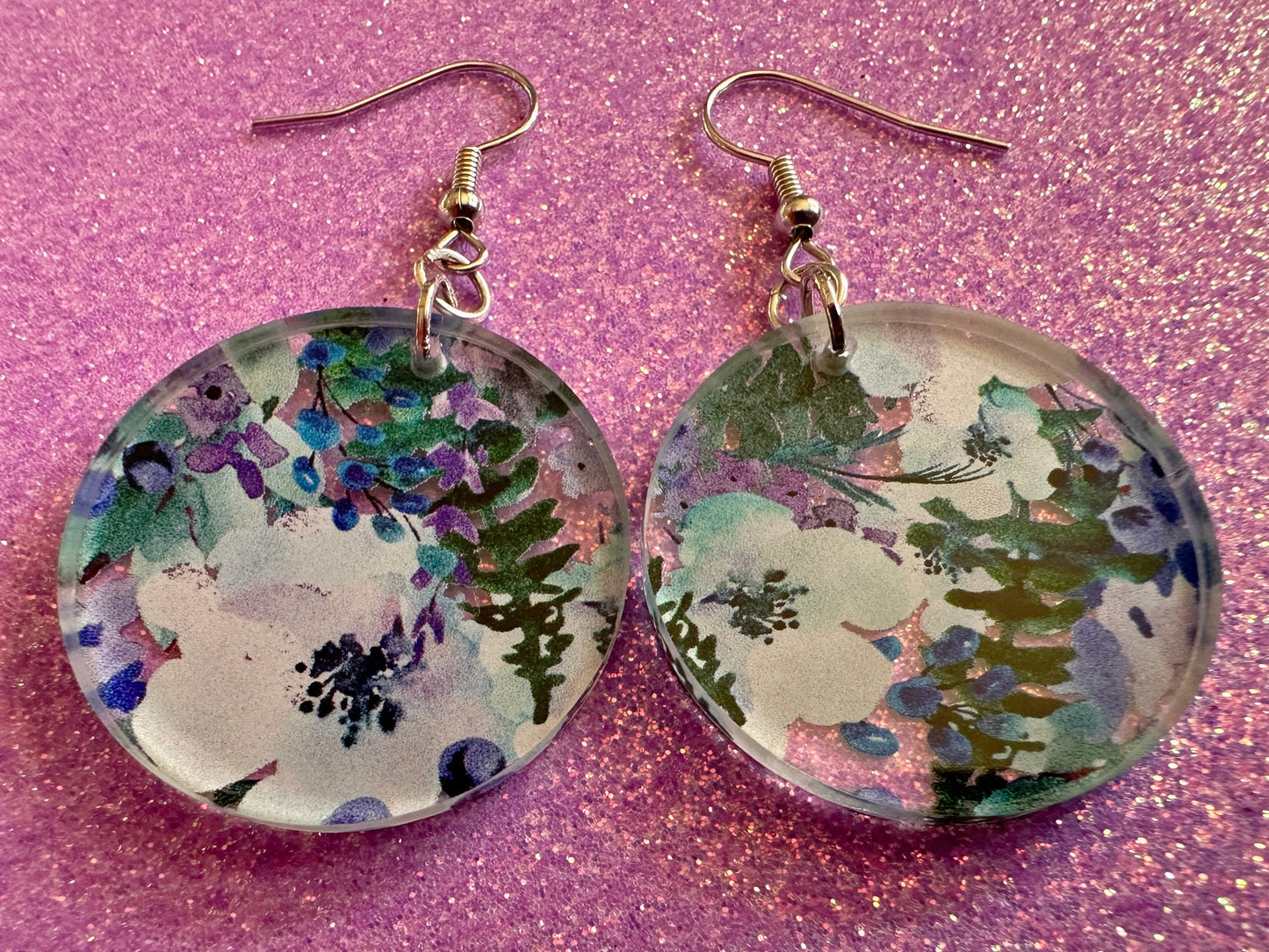 Blue & White Flower Earrings: Laser Cut Acrylic Flowers, Floral, Flowers, Plants, Bouquet, Summer Vibes, Best Gifts for Her/Him/Them