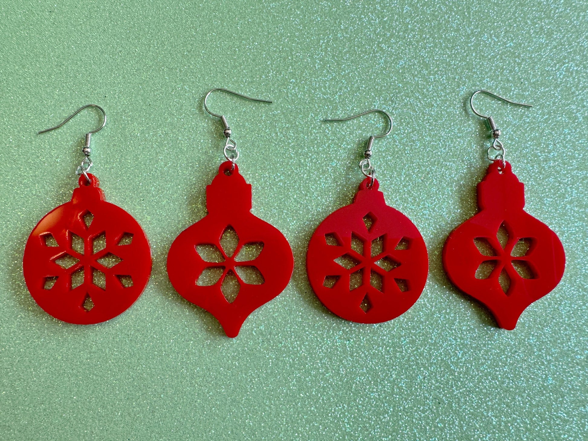 Christmas Ornament Earrings: Christmas Baubles, Festive, Holiday, X-mas Ornaments, Novelty Costume Jewelry, Best Gifts for Her/Him/Them