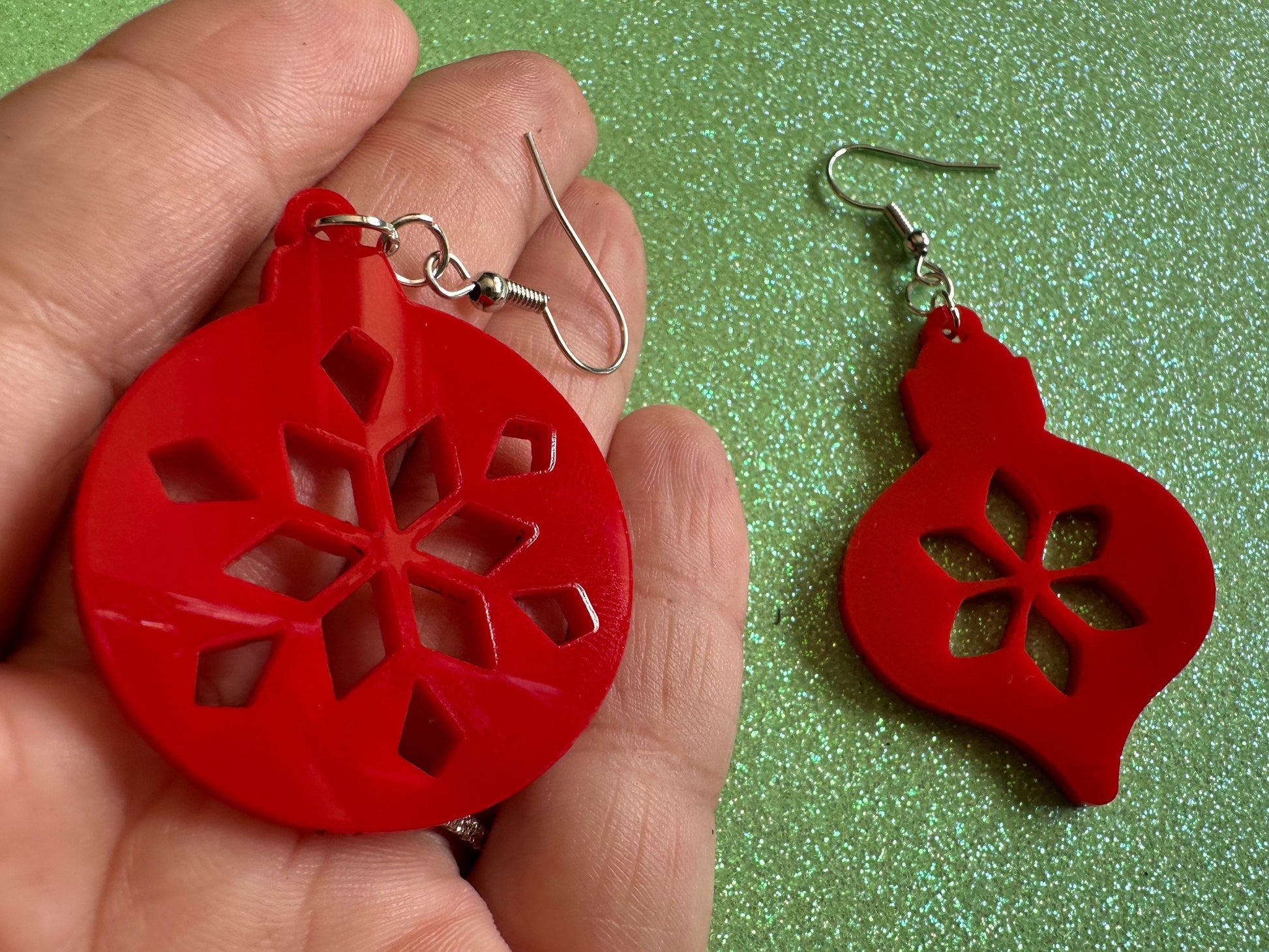 Christmas Ornament Earrings: Christmas Baubles, Festive, Holiday, X-mas Ornaments, Novelty Costume Jewelry, Best Gifts for Her/Him/Them