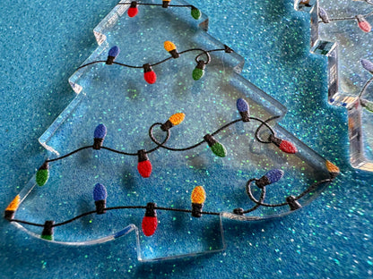 Christmas Tree Earrings: Laser Cut Acrylic Christmas Trees with Fairy Lights, Christmas Lights, Xmas, X-mas, Winter, Gifts for Her/Him/Them