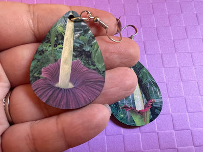 Corpse Flower Earrings: Carnivorous Plants, Green Plant, Exotic Plants, Gifts for Her/Him/Them