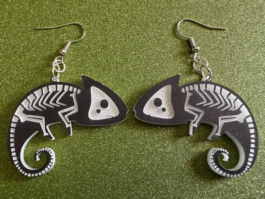 Dainty Halloween Gecko Earrings: Laser Cut Acrylic Geckos, Lizard Amphibian Skeleton, Novelty Jewelry, Gag Gift, Best Gifts for Her/Him/Them
