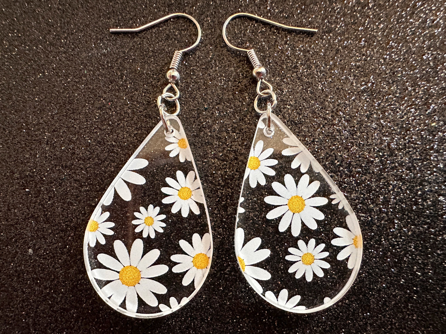 Daisy Earrings: Laser Cut Acrylic Flowers, Floral, Flowers, White Flowers, Bouquet, Plants, Summer, Valentines, Best Gifts for Her/Him/Them