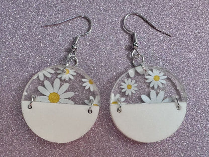 Daisy Earrings: Laser Cut Acrylic Flowers, Floral, Flowers, White Flowers, Bouquet, Plants, Summer, Valentines, Best Gifts for Her/Him/Them