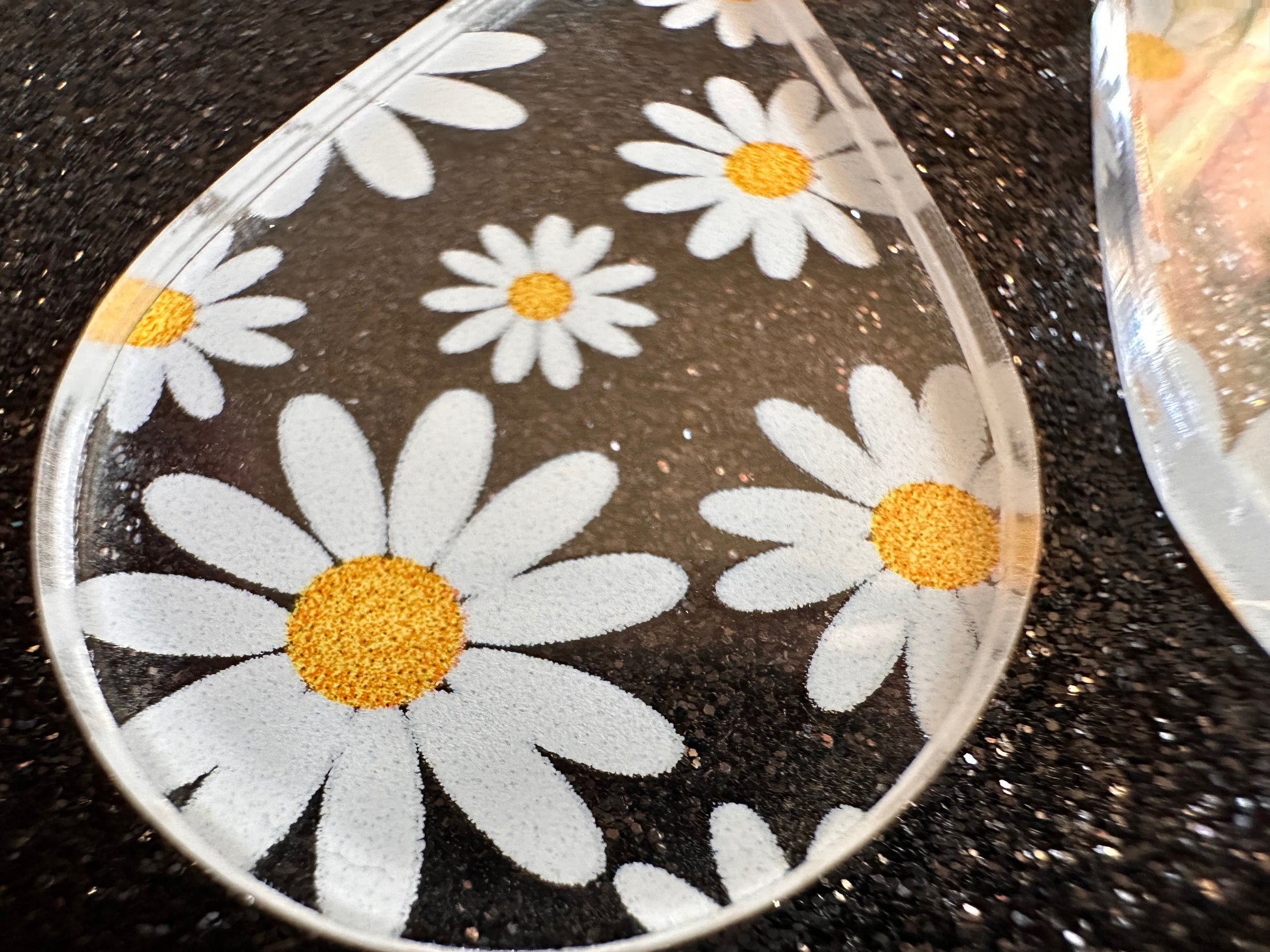 Daisy Earrings: Laser Cut Acrylic Flowers, Floral, Flowers, White Flowers, Bouquet, Plants, Summer, Valentines, Best Gifts for Her/Him/Them