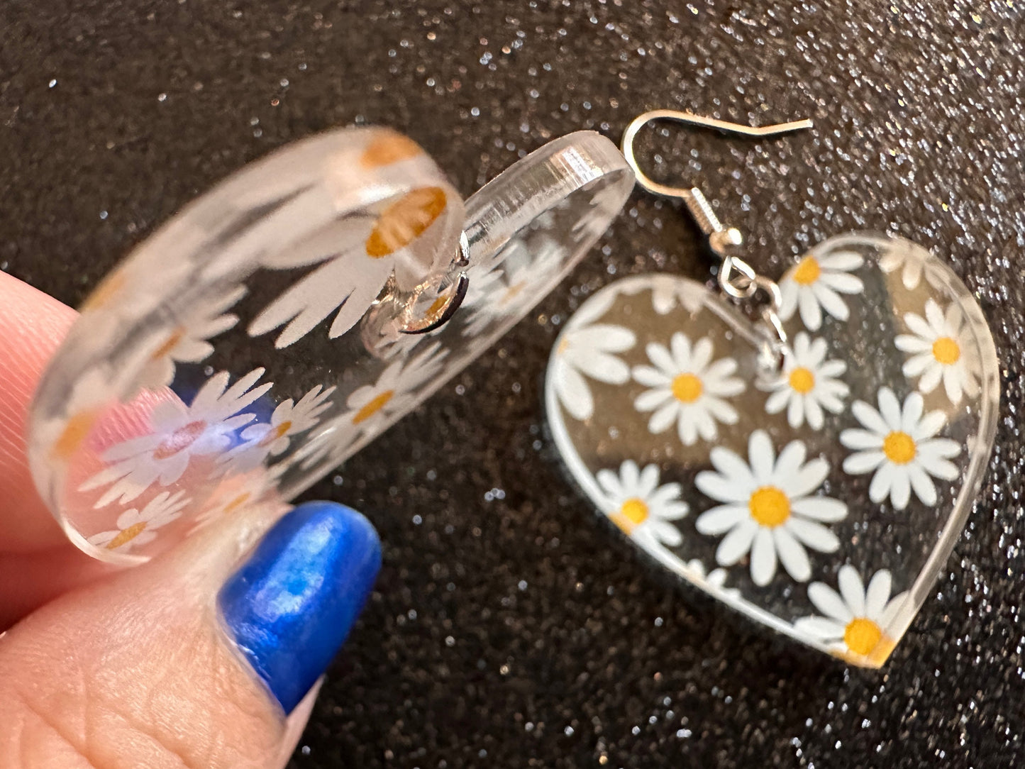 Daisy Earrings: Laser Cut Acrylic Flowers, Floral, Flowers, White Flowers, Bouquet, Plants, Summer, Valentines, Best Gifts for Her/Him/Them