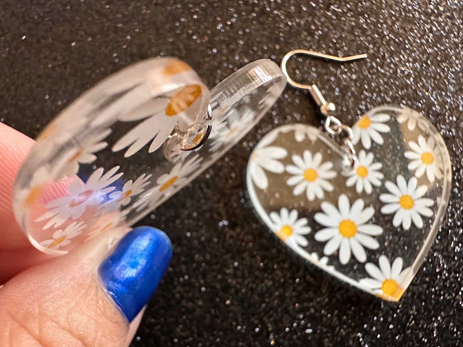 Daisy Earrings: Laser Cut Acrylic Flowers, Floral, Flowers, White Flowers, Bouquet, Plants, Summer, Valentines, Best Gifts for Her/Him/Them