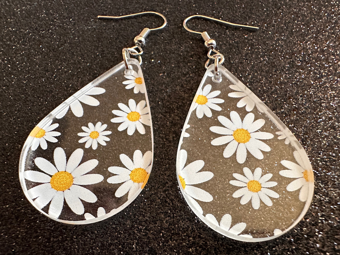 Daisy Earrings: Laser Cut Acrylic Flowers, Floral, Flowers, White Flowers, Bouquet, Plants, Summer, Valentines, Best Gifts for Her/Him/Them