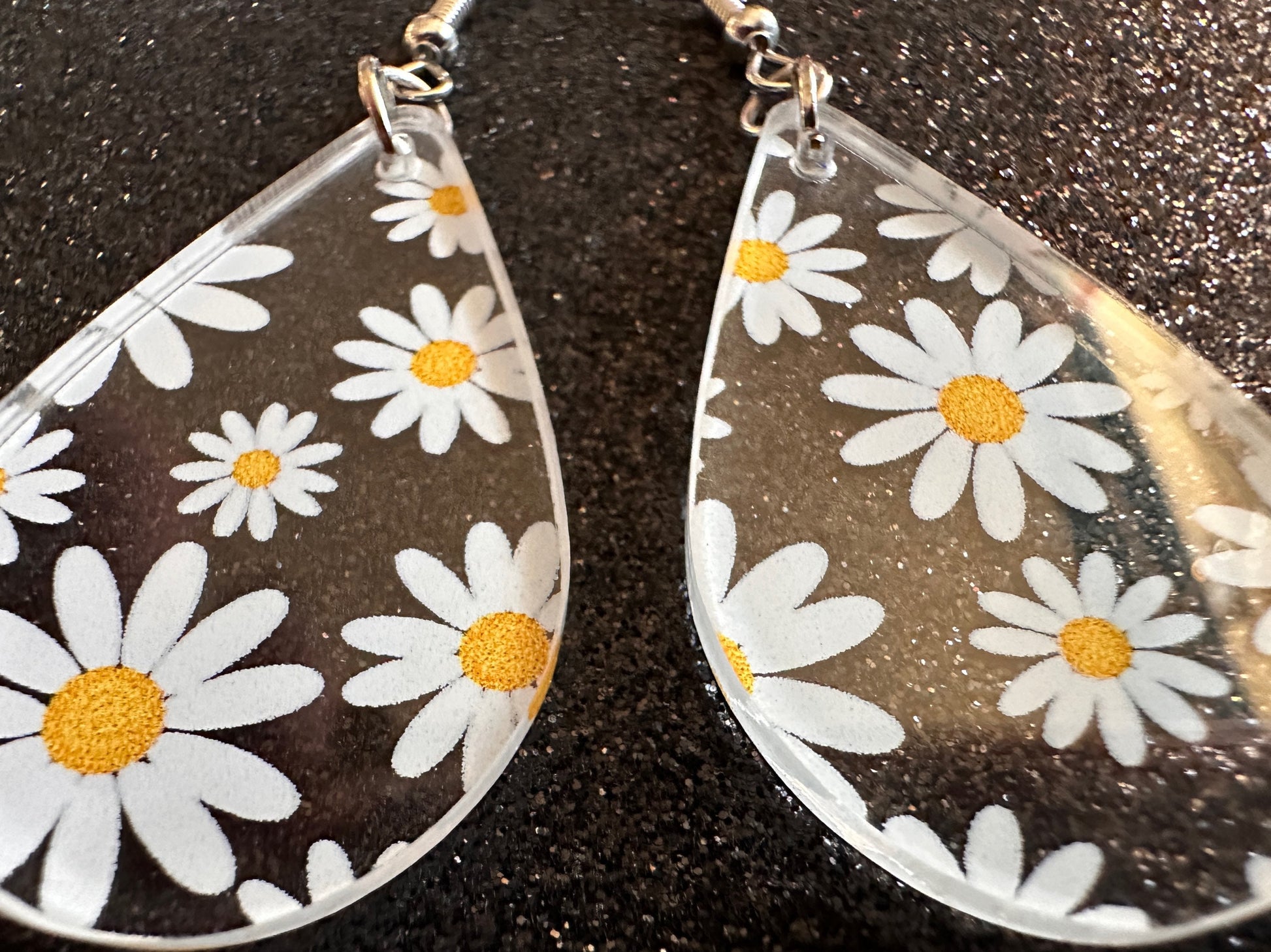 Daisy Earrings: Laser Cut Acrylic Flowers, Floral, Flowers, White Flowers, Bouquet, Plants, Summer, Valentines, Best Gifts for Her/Him/Them