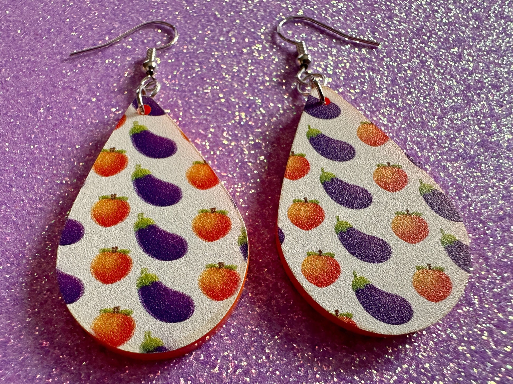 Eggplant & Peach Emoticon Earrings: Laser Cut Acrylic Emoji Earrings, Vegetable, Food, Naughty, Silly, Novelty, Best Gifts for Her/Him/Them