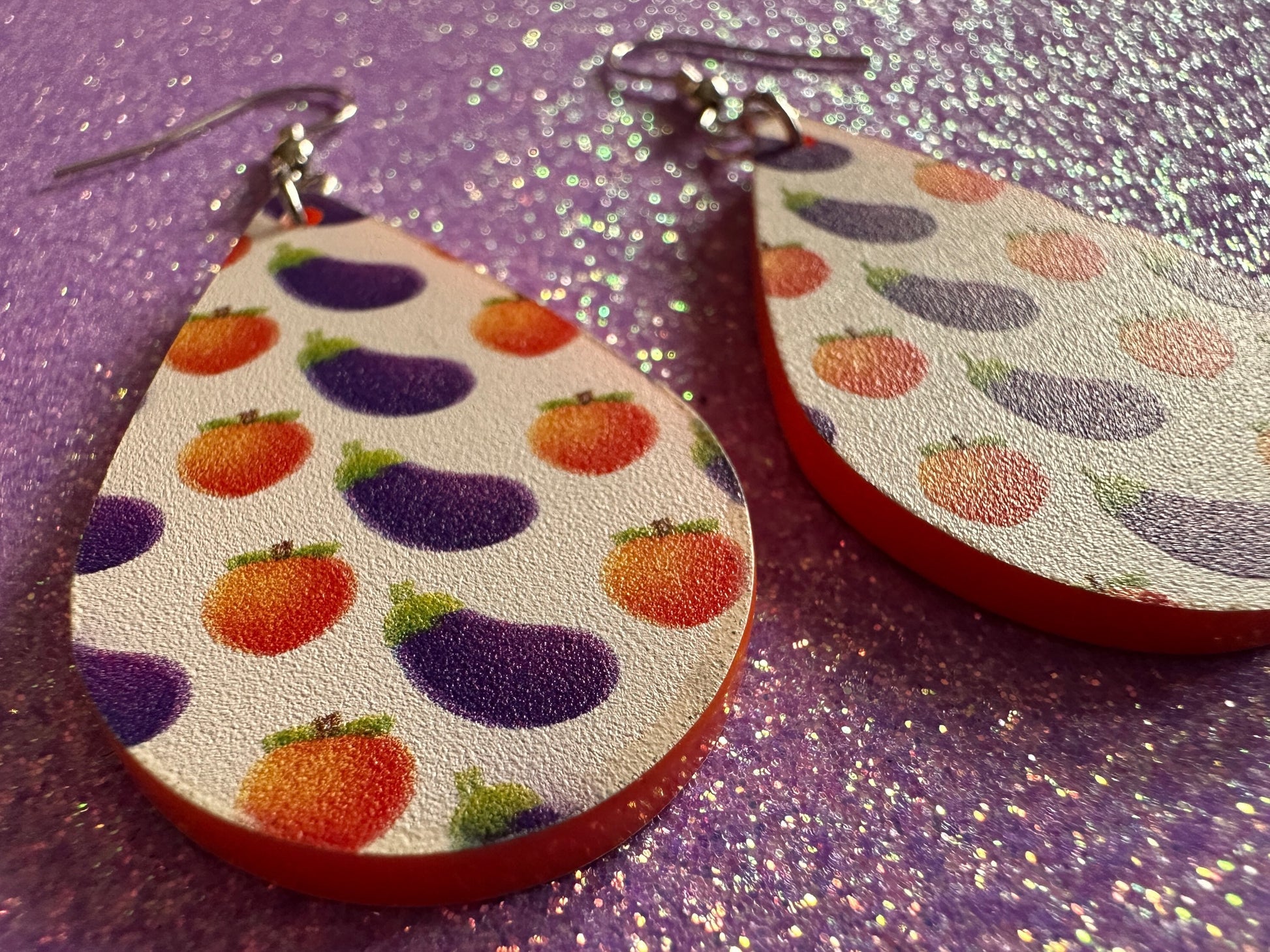 Eggplant & Peach Emoticon Earrings: Laser Cut Acrylic Emoji Earrings, Vegetable, Food, Naughty, Silly, Novelty, Best Gifts for Her/Him/Them