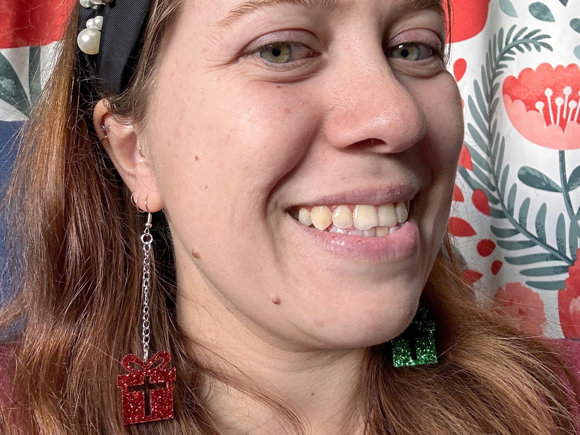 Glittery Christmas Present Earrings: Laser Cut Acrylic Presents, Xmas, X-mas, Gift, Present with Bow, Birthday, Gifts for Her/Him/Them