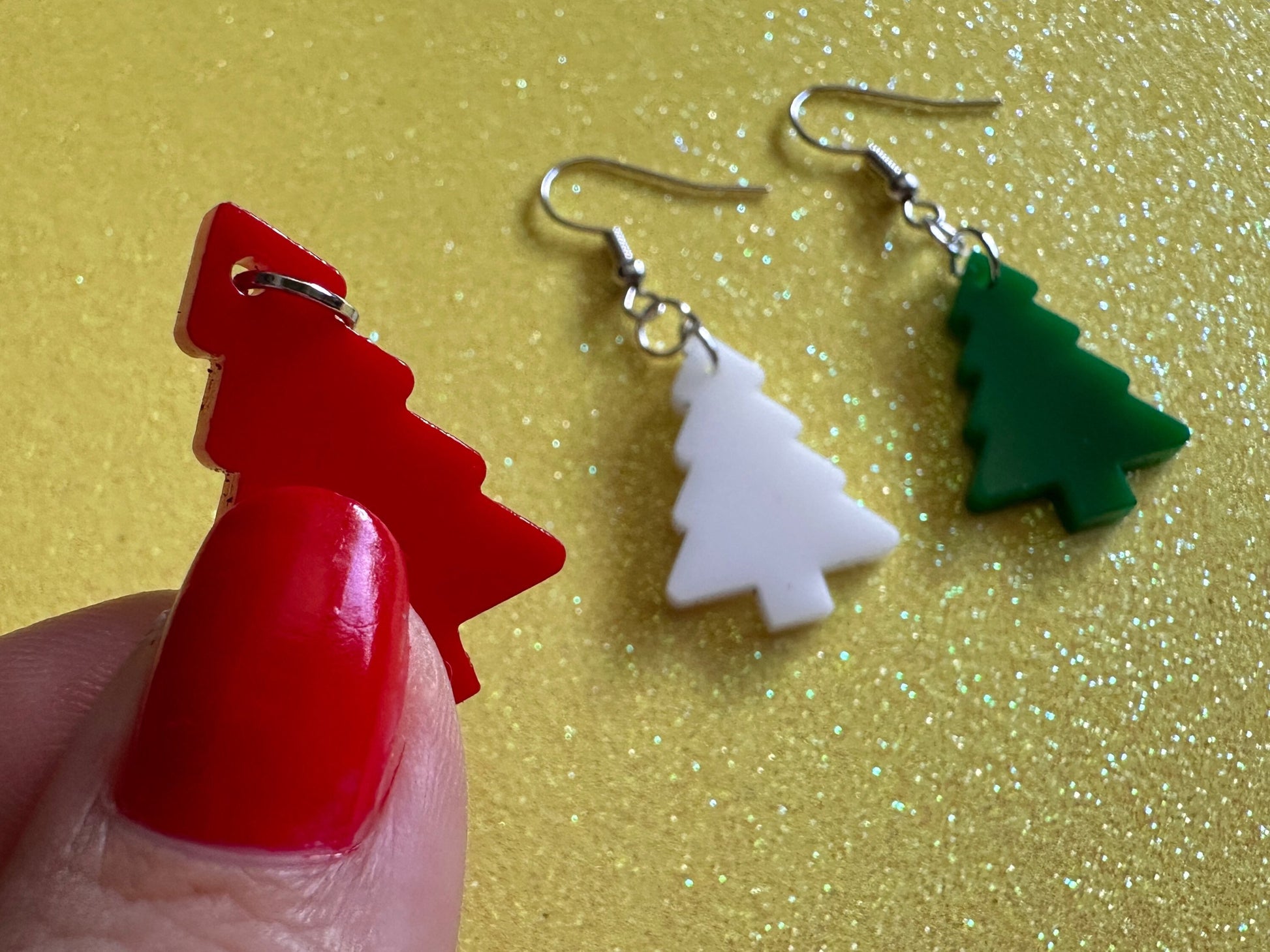 Laser Cut Acrylic Christmas Tree Earrings: Holiday Jewelry
