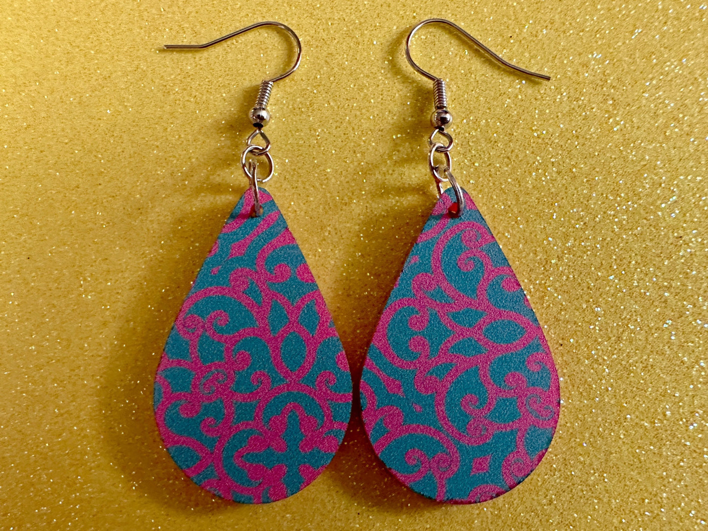 Optical Illusion Earrings: Laser Cut Acrylic Earrings, Art, Pink & Blue Earrings, Symmetrical Pattern, Unique,  Best Gifts for Her/Him/Them