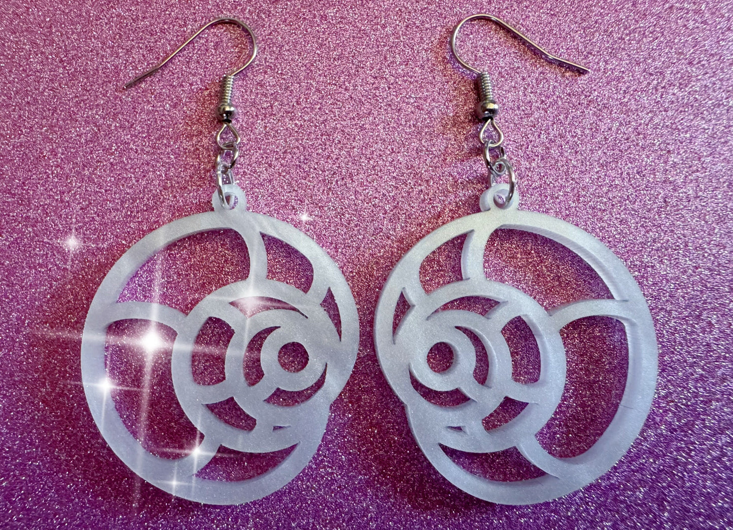 Pearlescent Shell Earrings: Laser Cut Acrylic Shells, Ocean, Beach, Seashells, Pearl, Mollusks, Sea Creature, Best Gifts for Her/Him/Them
