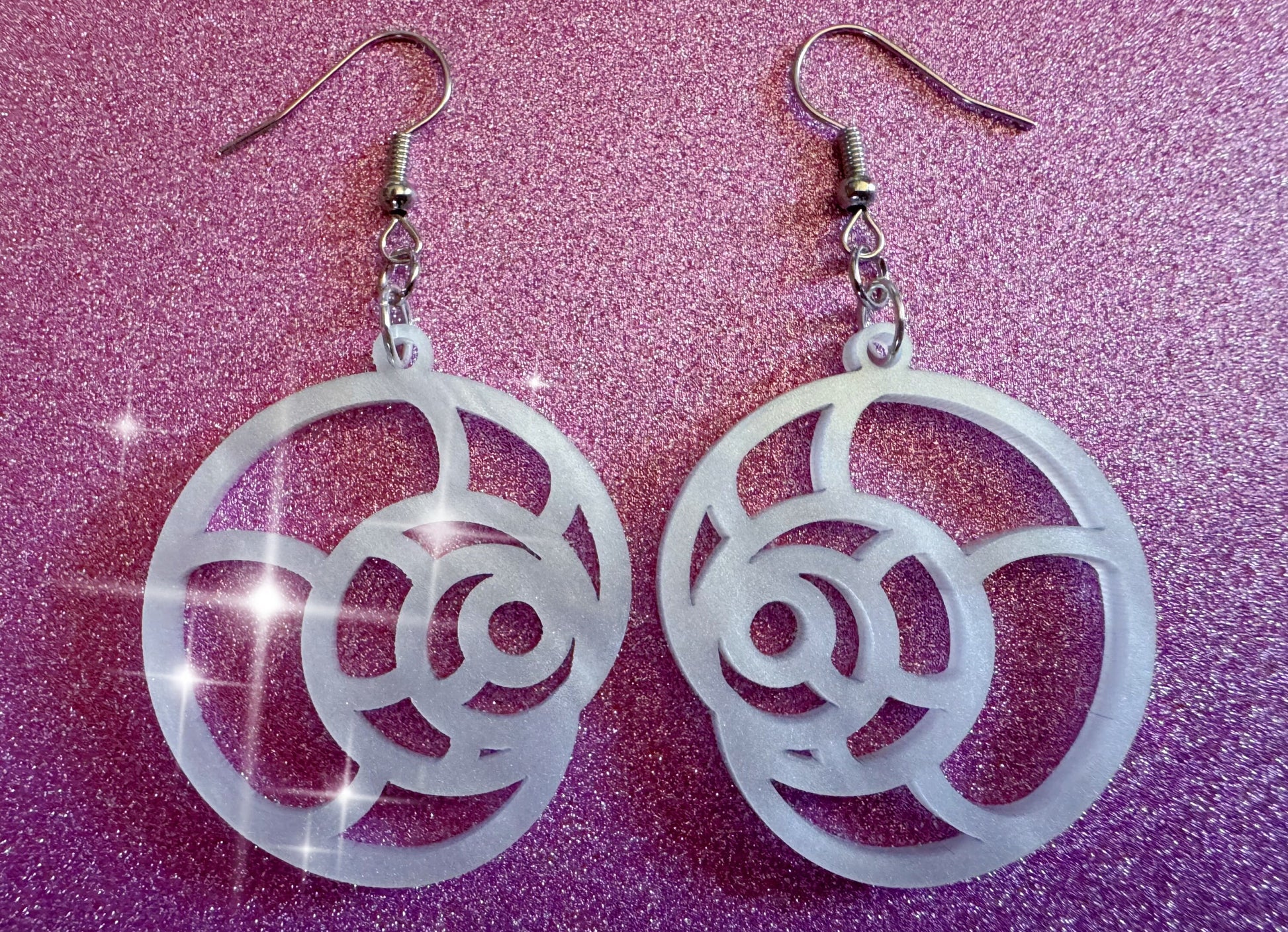 Pearlescent Shell Earrings: Laser Cut Acrylic Shells, Ocean, Beach, Seashells, Pearl, Mollusks, Sea Creature, Best Gifts for Her/Him/Them