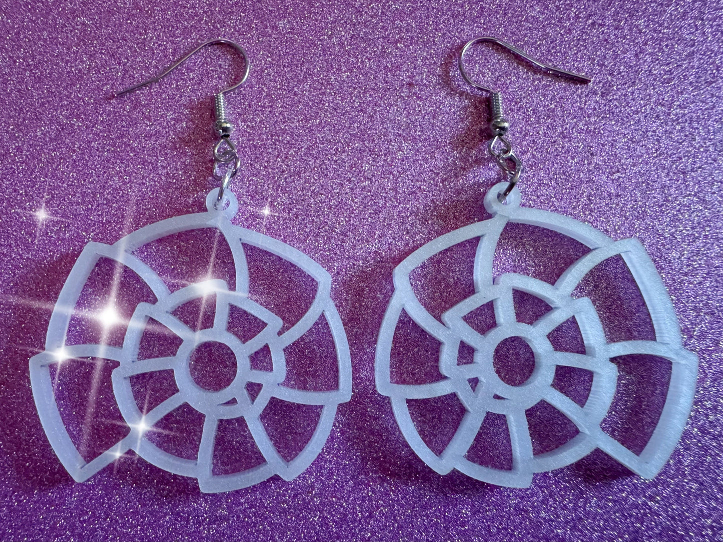 Pearlescent Shell Earrings: Laser Cut Acrylic Shells, Ocean, Beach, Seashells, Pearl, Mollusks, Sea Creature, Best Gifts for Her/Him/Them