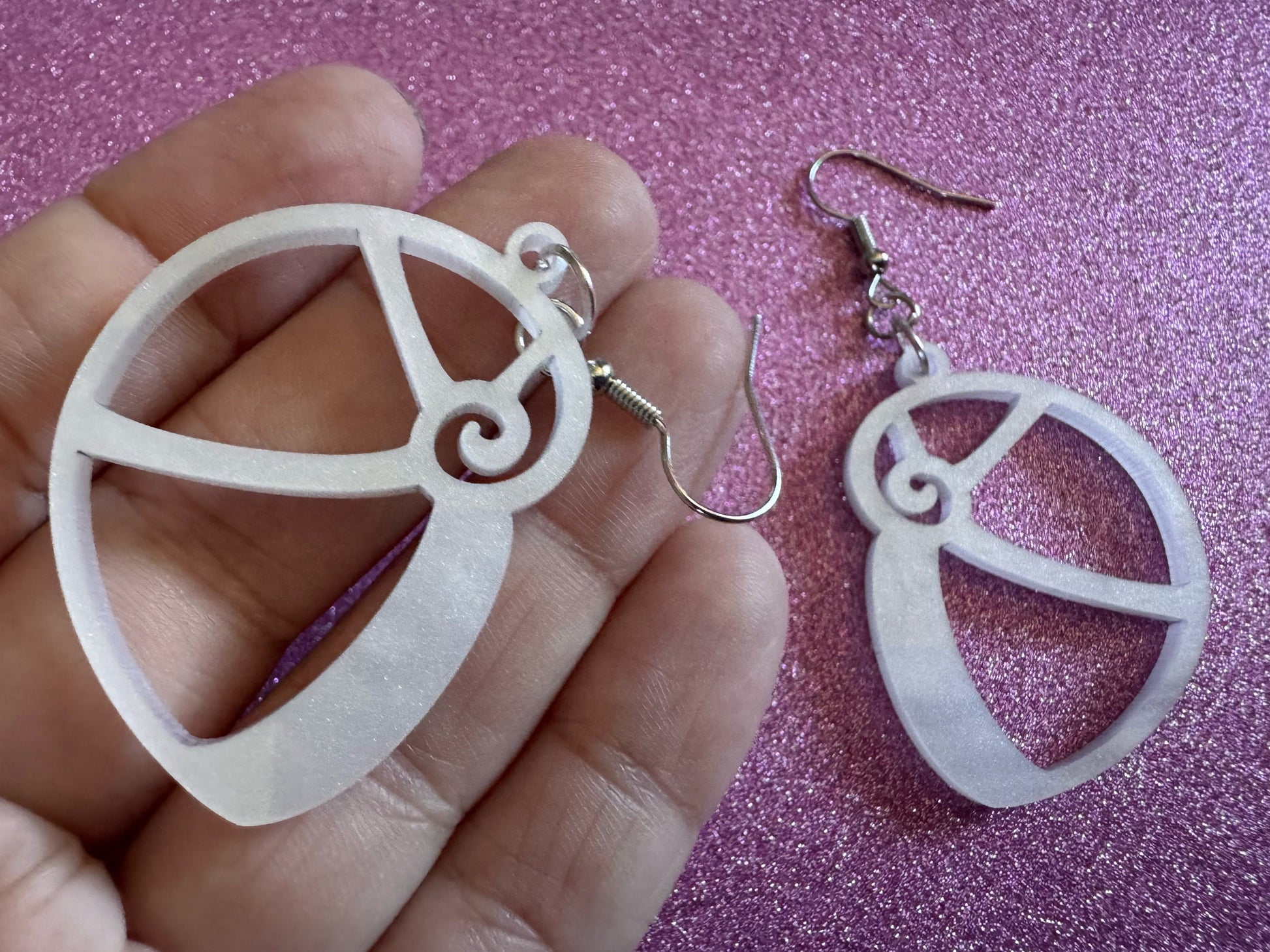 Pearlescent Shell Earrings: Laser Cut Acrylic Shells, Ocean, Beach, Seashells, Pearl, Mollusks, Sea Creature, Best Gifts for Her/Him/Them