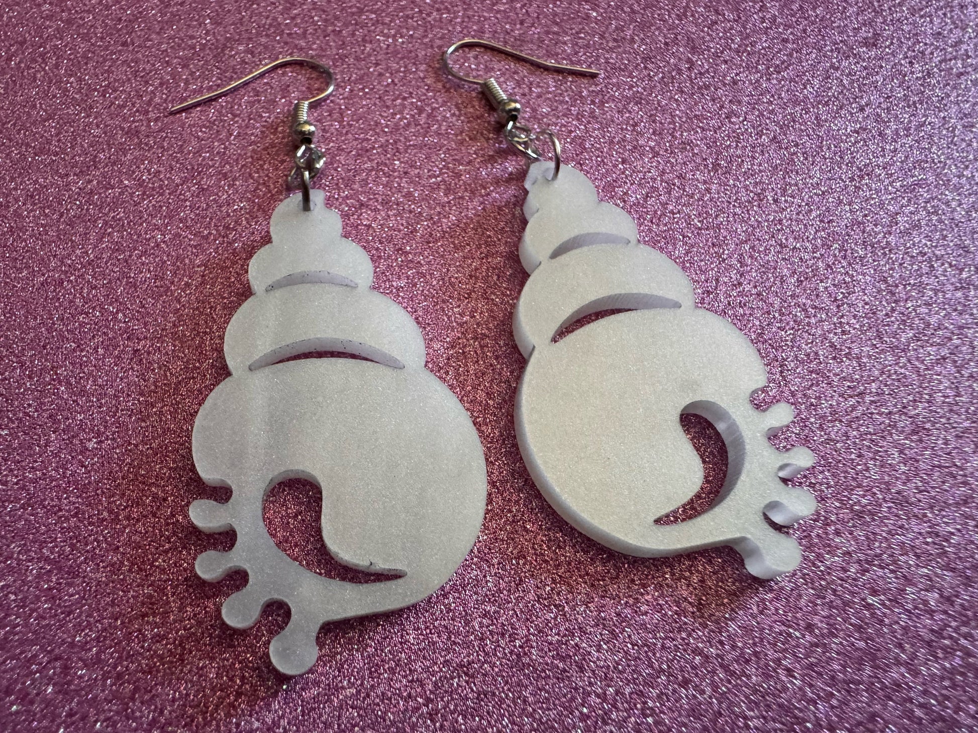 Pearlescent Shell Earrings: Laser Cut Acrylic Shells, Ocean, Beach, Seashells, Pearl, Mollusks, Sea Creature, Best Gifts for Her/Him/Them