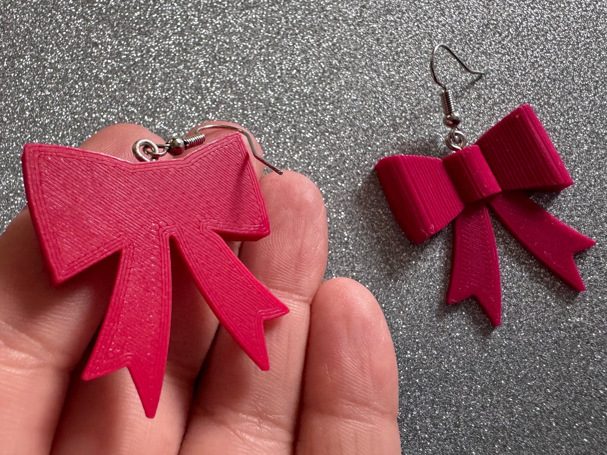 Red Bows: Laser Cut Acrylic Christmas Bows, Presents, Gifts, Xmas, X-mas, Birthday, Special, Best Gifts for Her/Him/Them