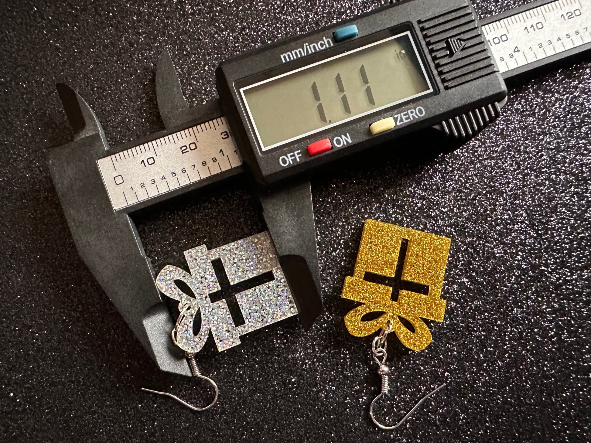 Small Glittery Christmas Present Earrings: Laser Cut Acrylic Presents, Xmas, X-mas, Sparkly Shiny Gift, Birthday, Gifts for Her/Him/Them