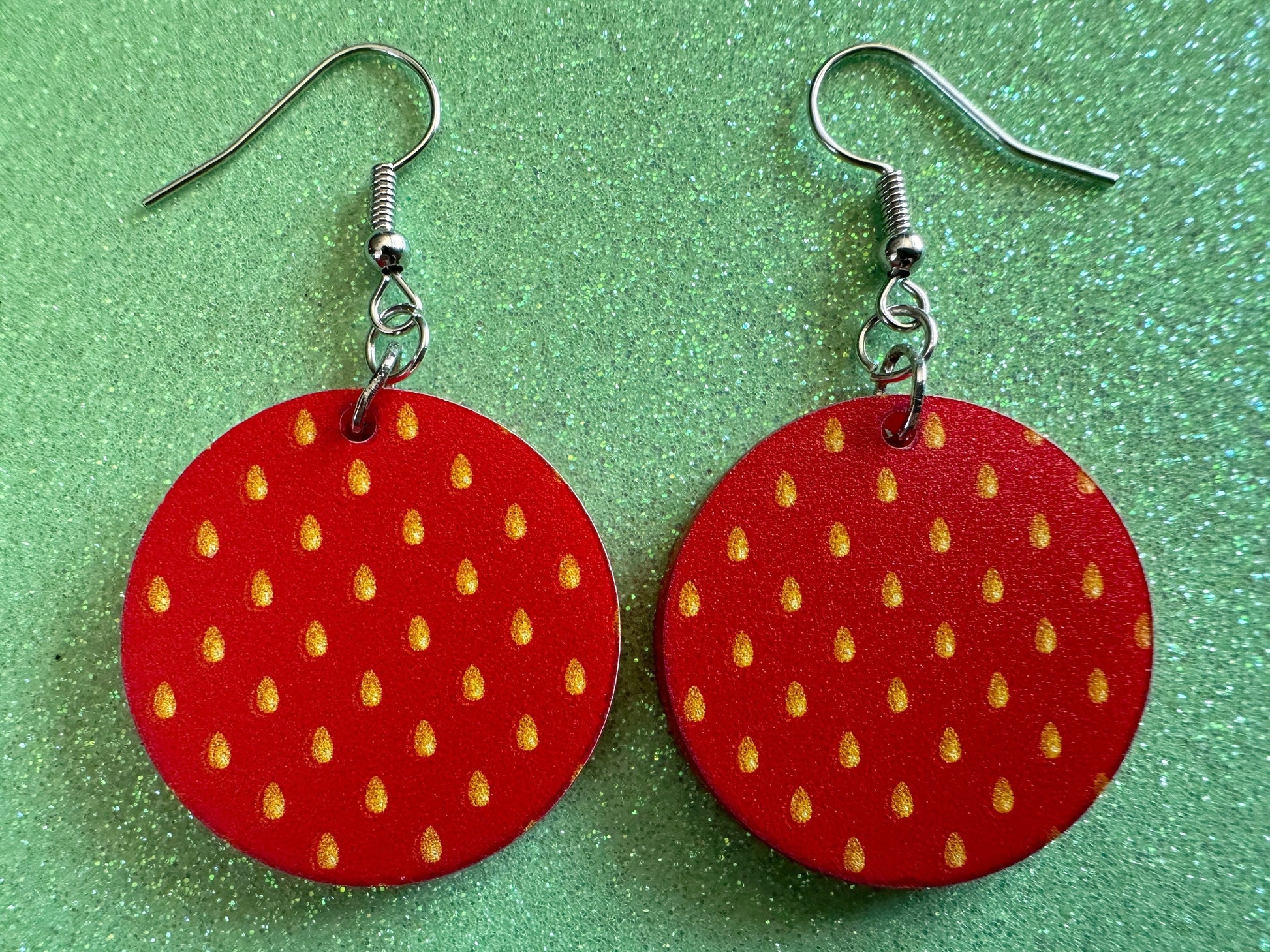 Strawberry Earrings: Laser Cut Acrylic Strawberries, Fruit, Heart, Fruits, Red Earrings, Summer Vibes, Food Earrings, Gifts for Her/Him/Them