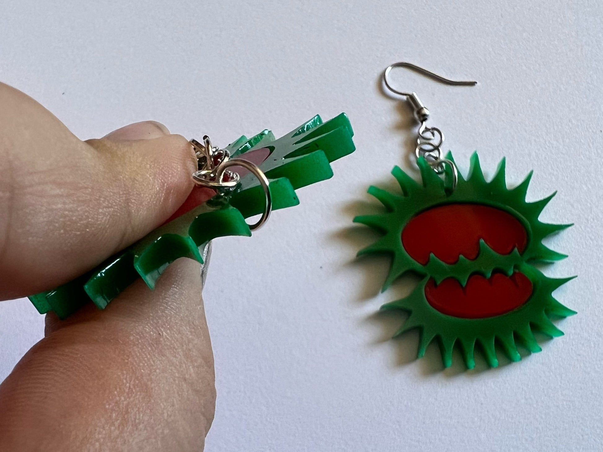 Venus Fly Trap Earrings: Exotic Plants, Green Earrings, Laser Cut Acrylic Jewelry, Carnivorous Plants, Best Gifts for Her/Him/Them