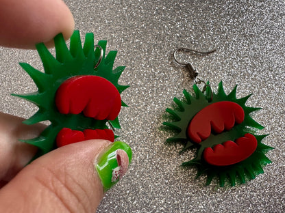Venus Fly Trap Earrings: Exotic Plants, Green Earrings, Laser Cut Acrylic Jewelry, Carnivorous Plants, Unique Gifts for Her/Him/Them